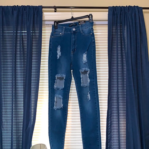 Fashion Nova High Rise Denim Skinny Jeans - Picture 3 of 4